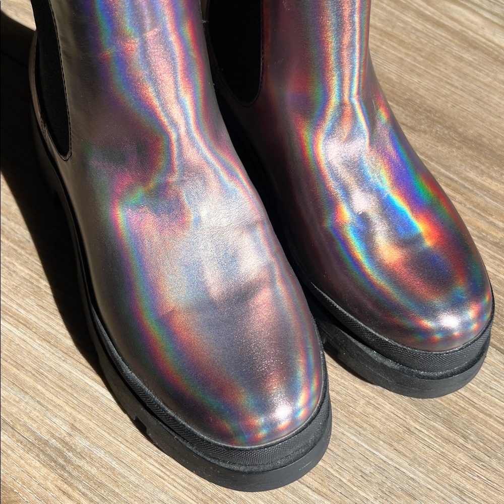 Nordstrom Rainbow/Black Holographic Chelsea Boots NWT Sz 4M